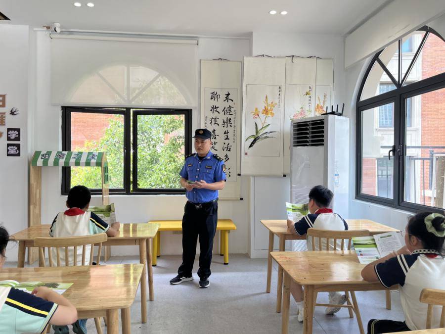 合肥市躍進小學：零距離看基層治理 童心致敬平凡堅守