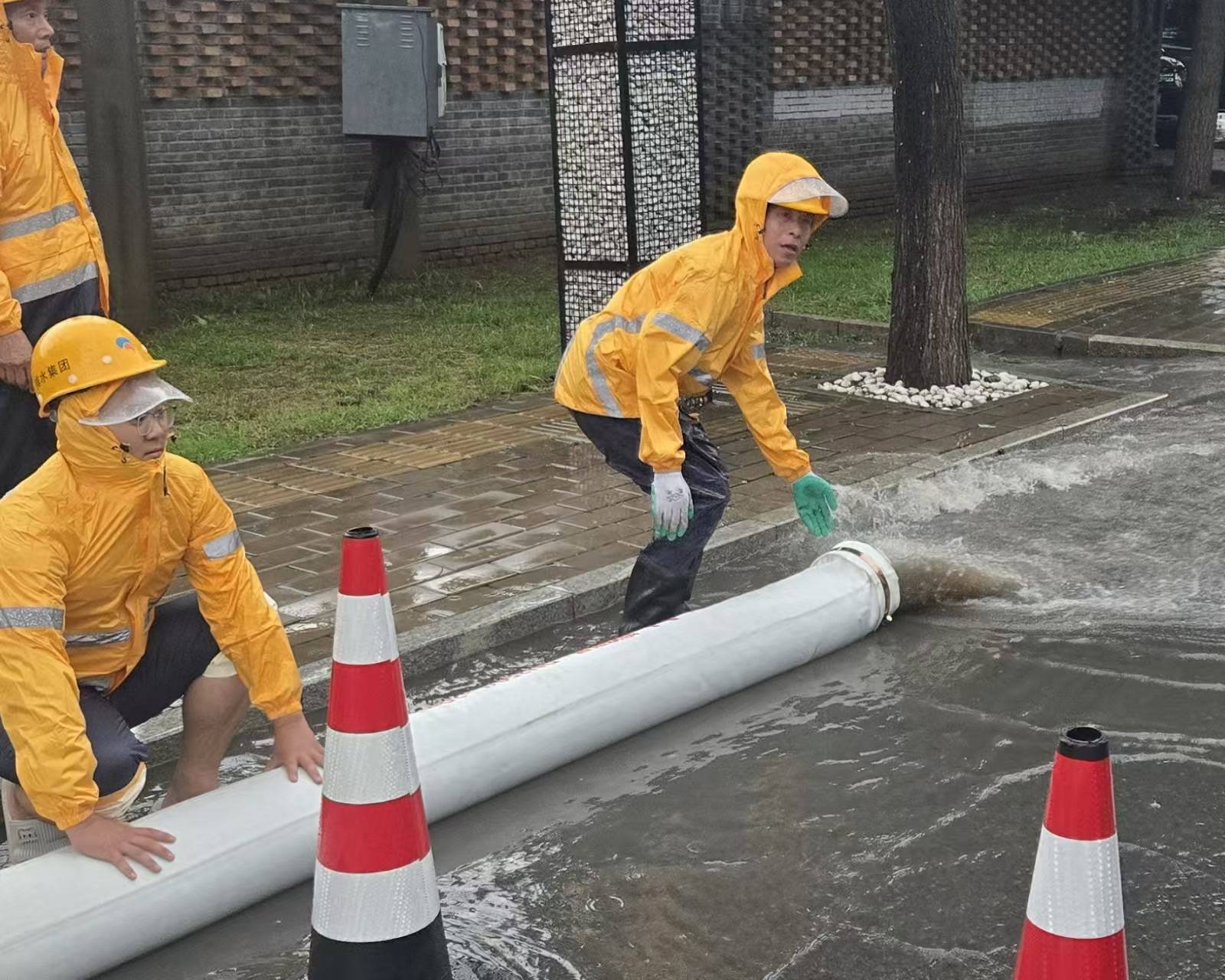 通州、亦莊積水點位快速處理，北京遇暴雨為何會出現積水內澇？這樣查積水點