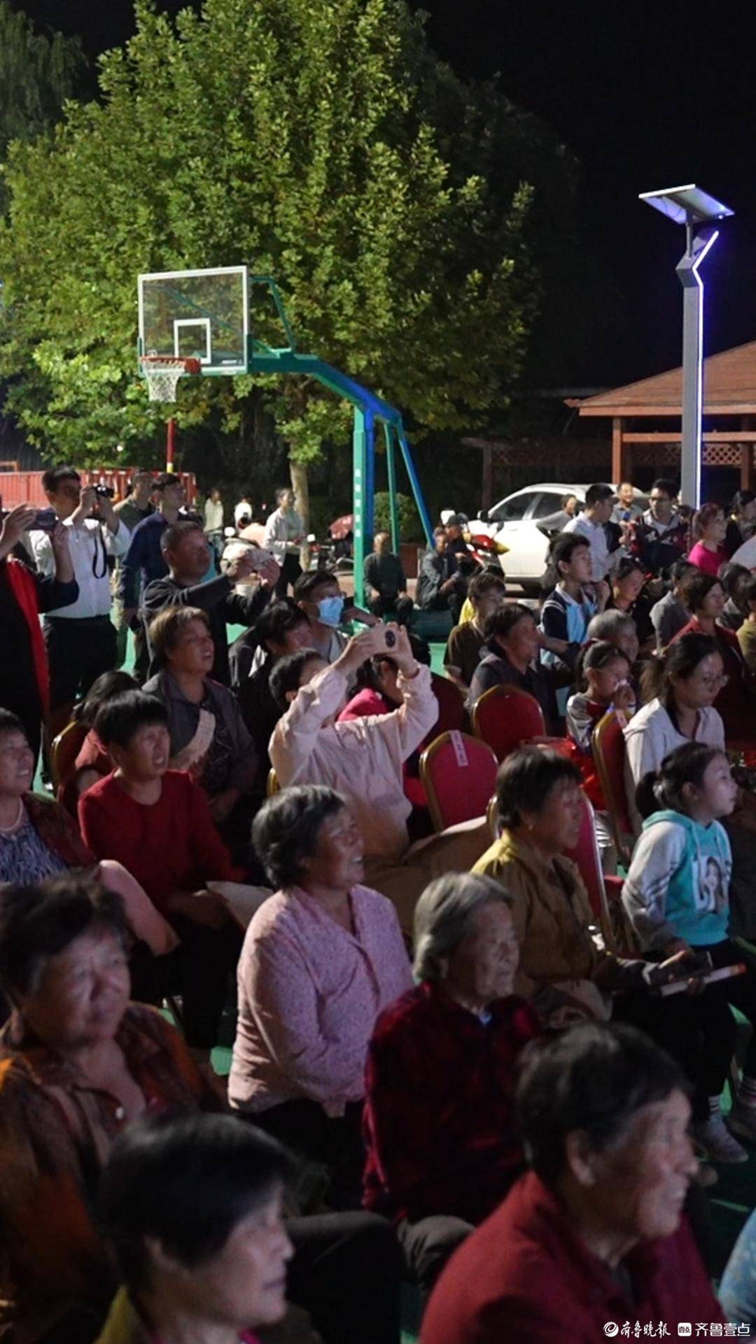 鄉村有範兒｜白天種地放羊，晚上登臺唱戲，下陳村的戲劇影視大腕們
