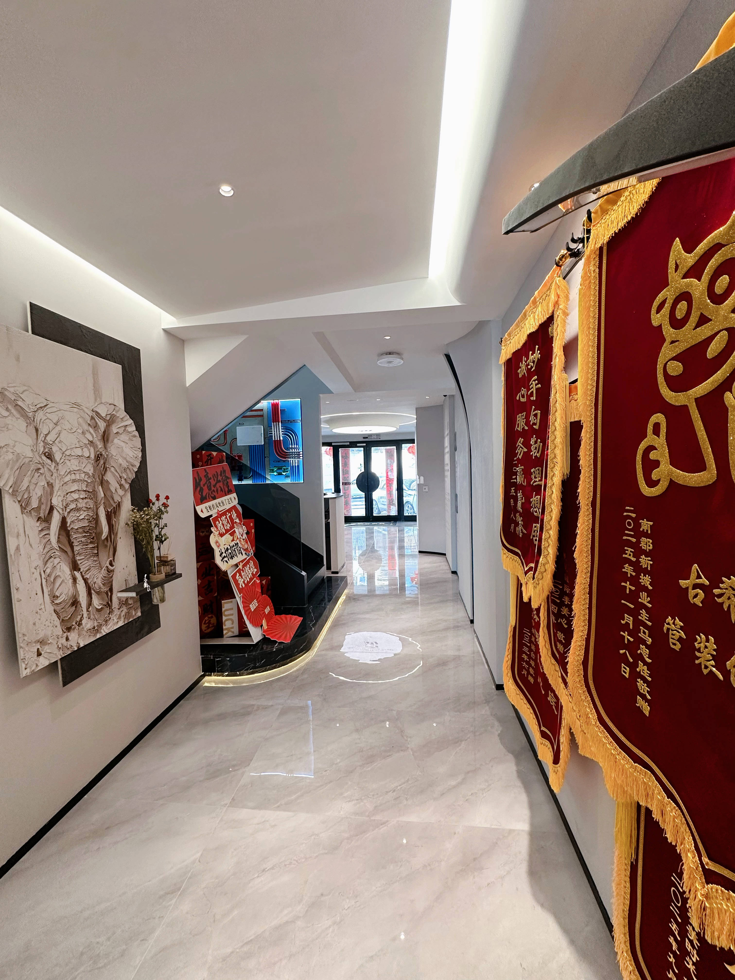 商業店鋪裝修求推薦，如何打造高價效比的裝修？