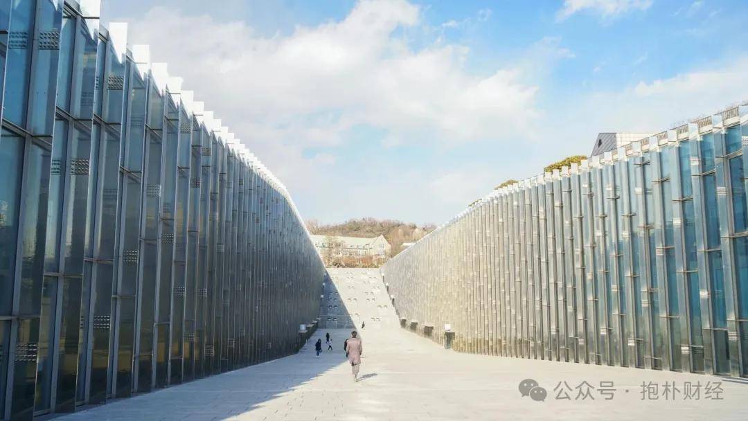 原創“全員上大學時代”在2040年到來