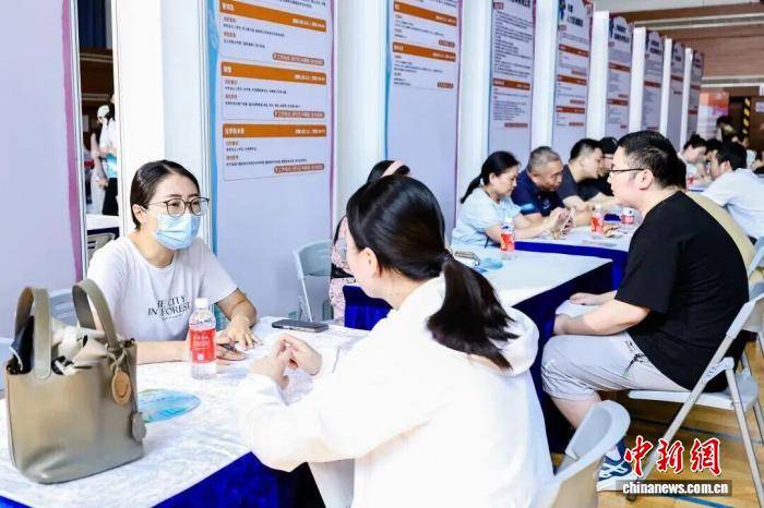 上海閔行舉辦專場招聘會 “家在上海暖心站”賦能青年安居樂業