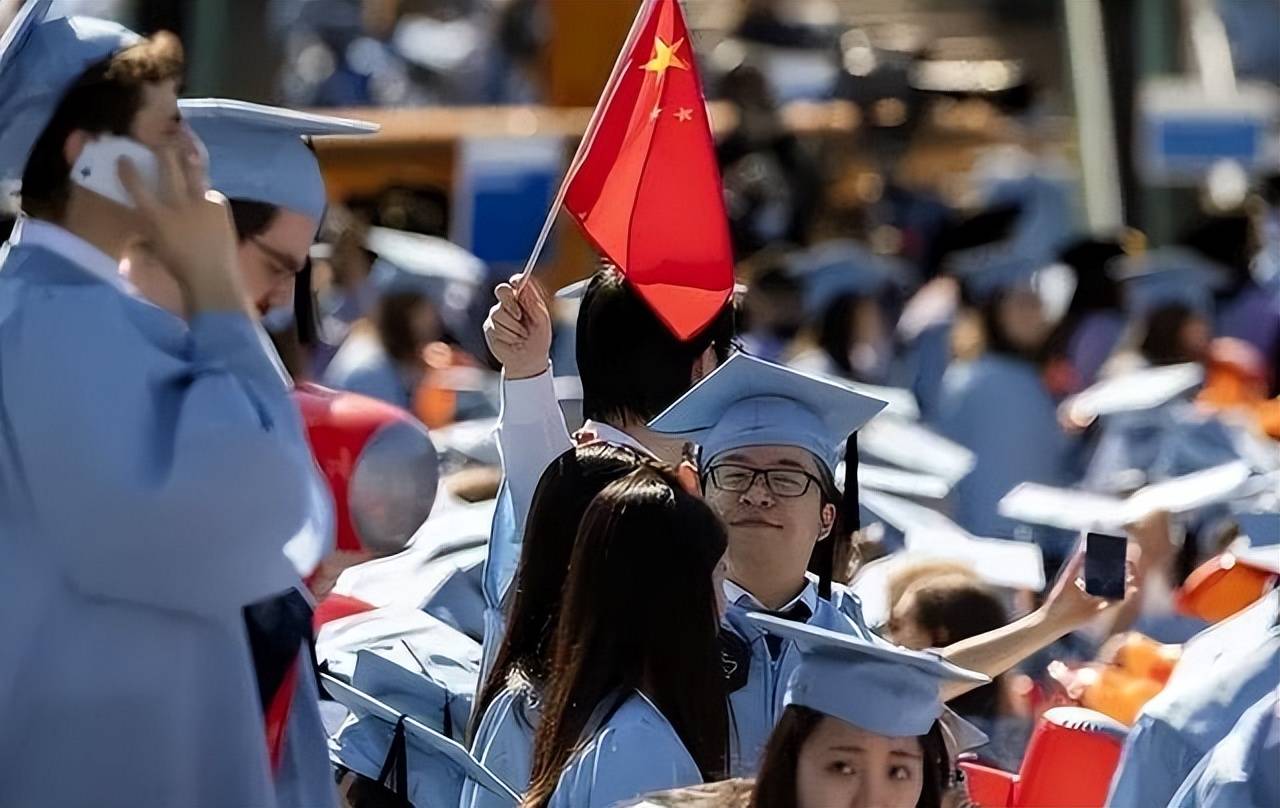 原創美國媒體的一個驚人發現：來美中國留學生少了，美國華人教授走了