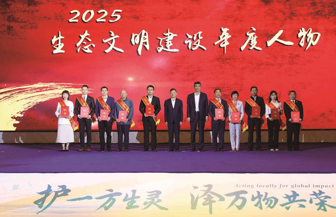 一位小學校長，何以成“年度人物”？