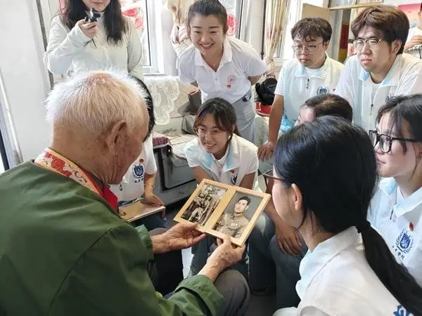青春在田野——大學生在實踐中出真知