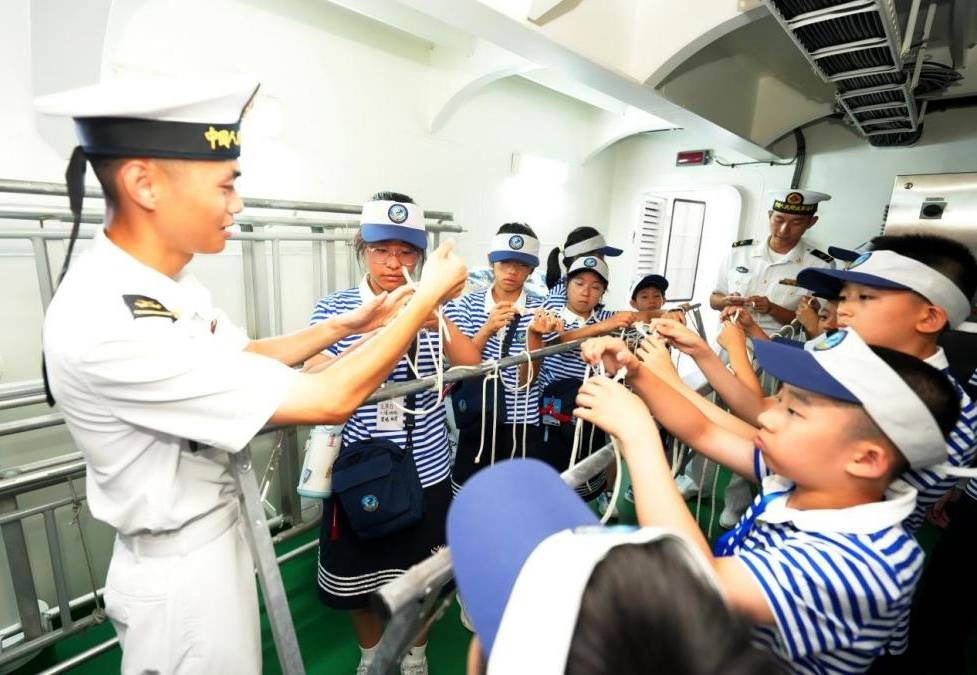 國防教育夏令營 軍營課堂見證軍娃別樣成長