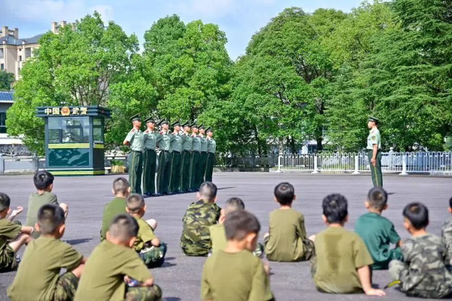 國防教育夏令營 軍營課堂見證軍娃別樣成長