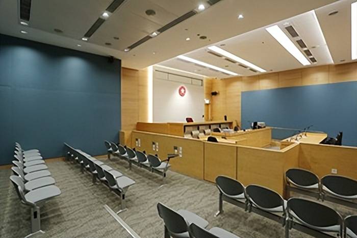香港知名男星被扣8萬元租房押金，曝追討太難，去年買2250萬豪宅