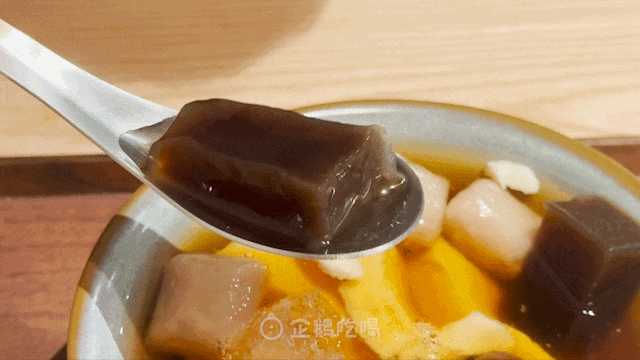 今夏上海最火爆的美食單品，是——