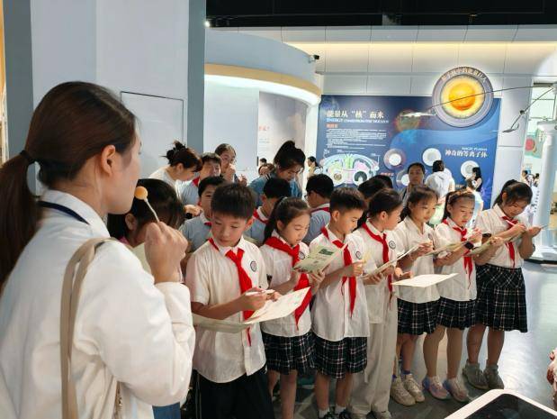 合肥市躍進小學：玩轉平衡世界 點亮科學夢想