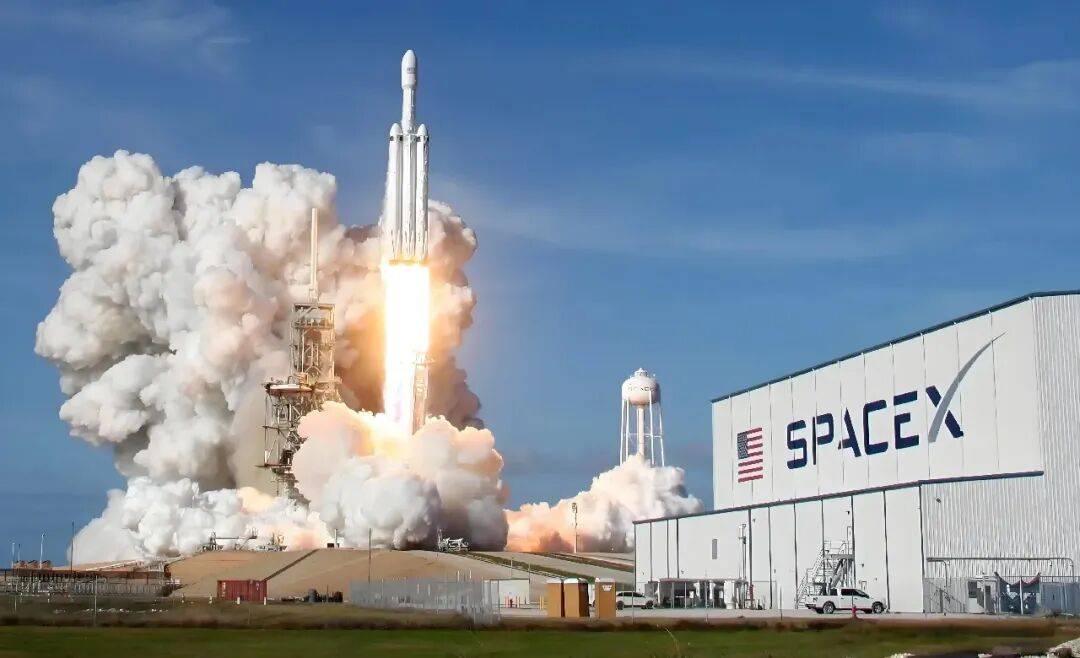 哈佛重倉SpaceX，加州大學持倉10億，是投機還是2027留學最大賽道訊號？