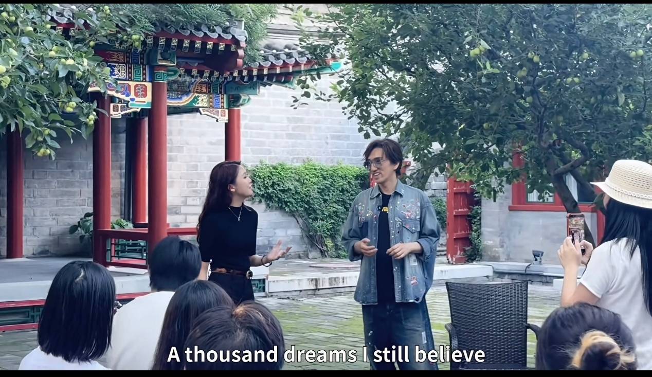 林志炫與大學生合唱交流，受邀學生：現場聽歌比CD還好聽