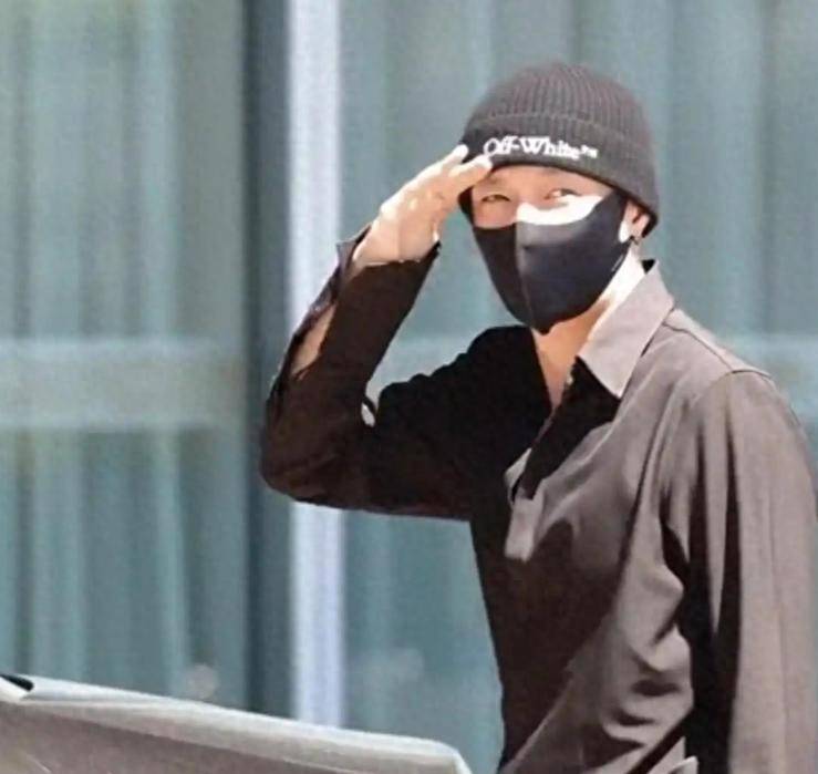 原創事出反常必有蹊蹺？金晨剛赴美留學，張藝興就緊跟其後，明星扎堆出走的真實原因藏不住了