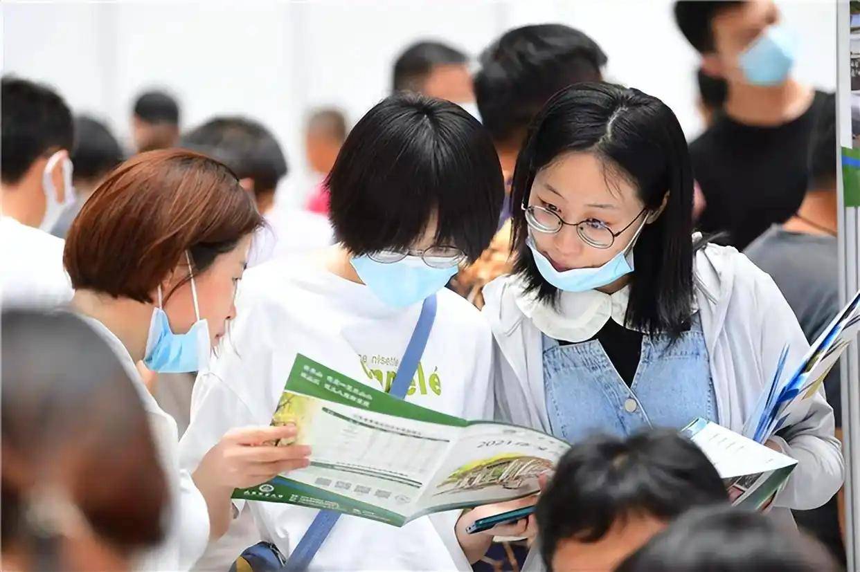 原創剛入大學格格不入？大一新生這樣做快速融入不踩坑