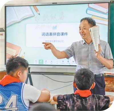 堅守，在落松地小學_教育要聞_大河網