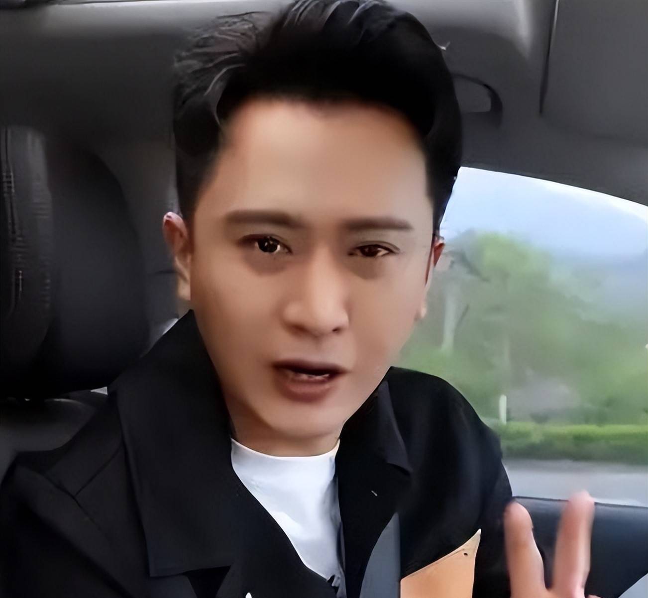 原創“身患癌症”、移民傳聞水落石出後，楊帆近況曝光，難怪淡出央視