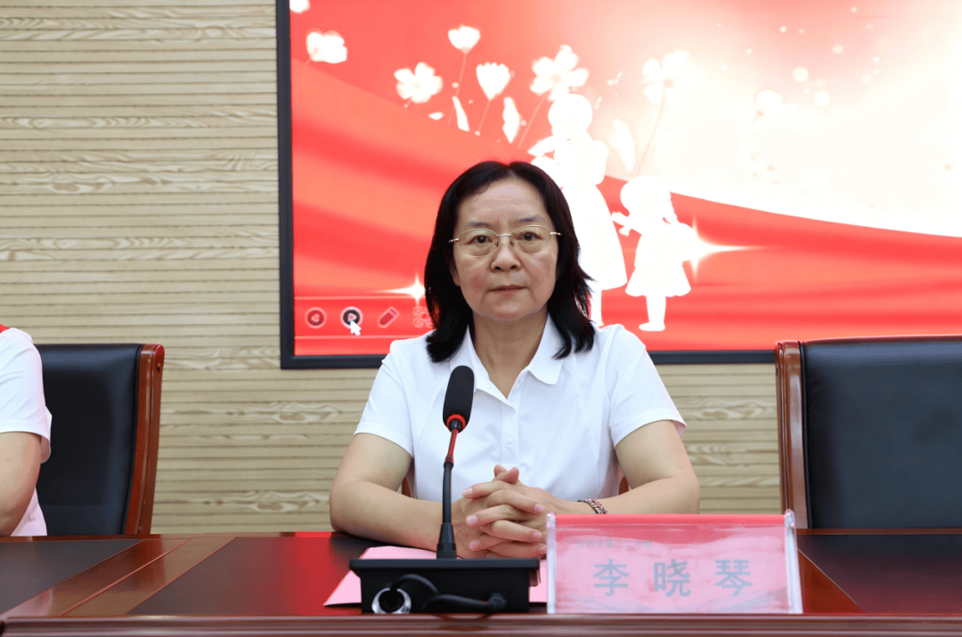 忻州市第十二中學舉行第42個教師節表彰大會