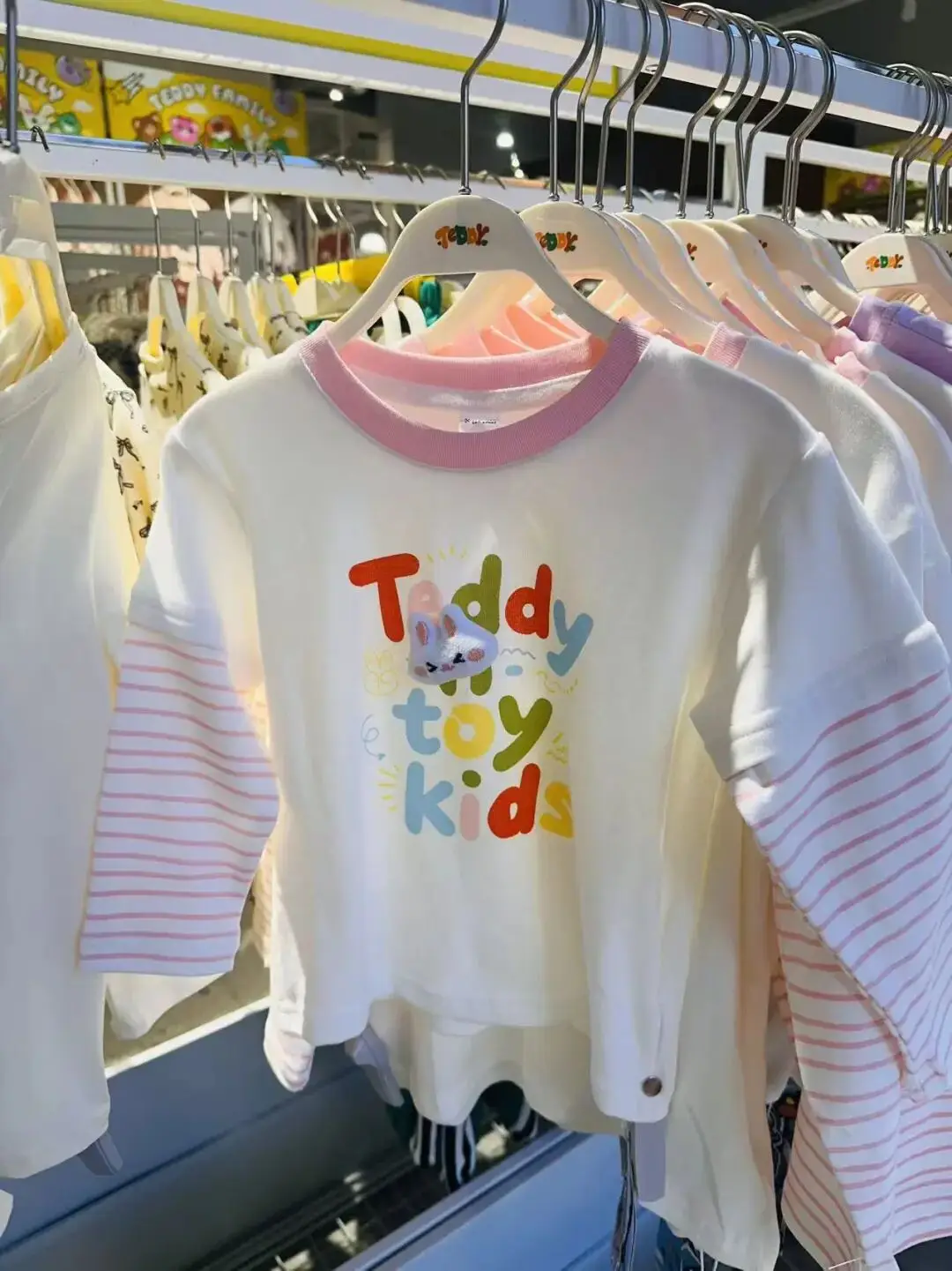 明天開業！200000件大牌服飾倉儲特賣，0.5折起！